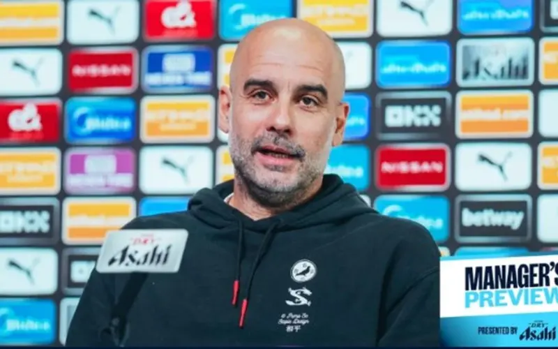 جوارديولا: محمد صلاح أكثر لاعب منافس سبب لي صداعاً خلال مسيرتي